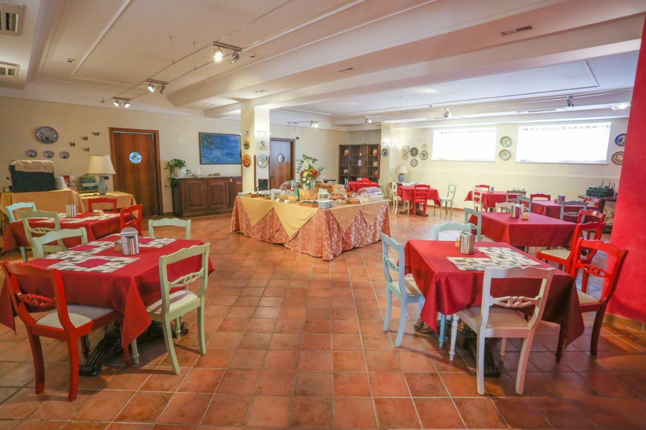 Olimpus Hotell Sora Eksteriør bilde