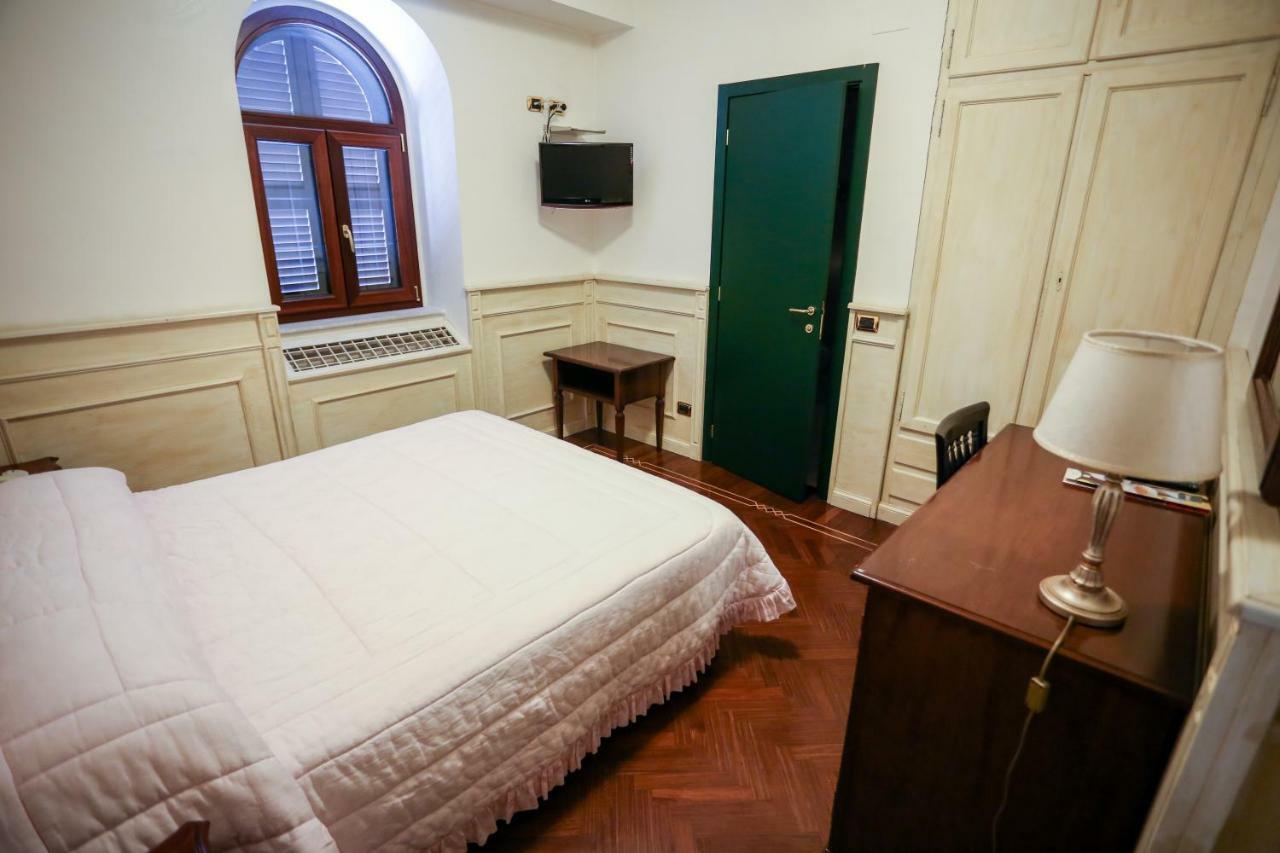 Olimpus Hotell Sora Eksteriør bilde